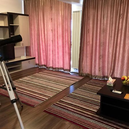 M13 Apartments Нэводари Экстерьер фото