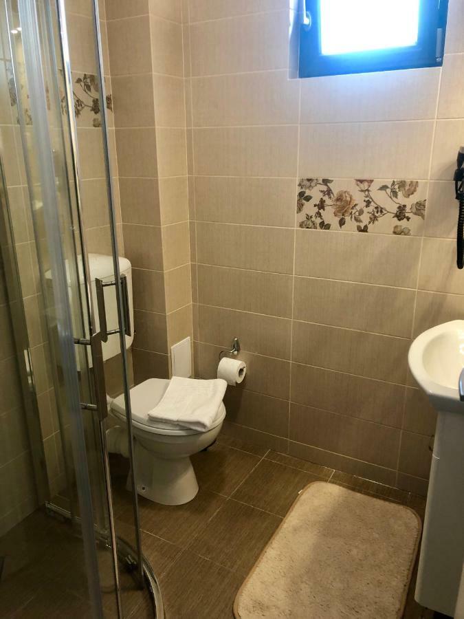 M13 Apartments Нэводари Экстерьер фото